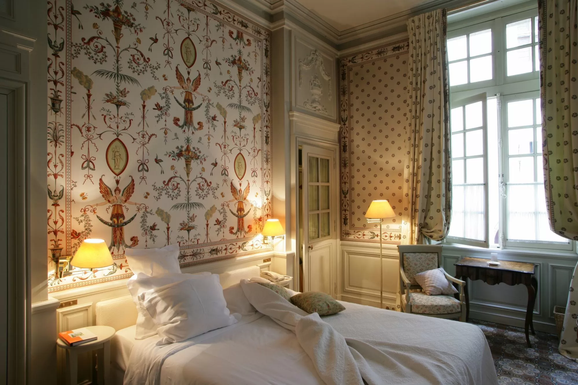 Luxury 5-star hotel - Avignon Provence - Deluxe Room