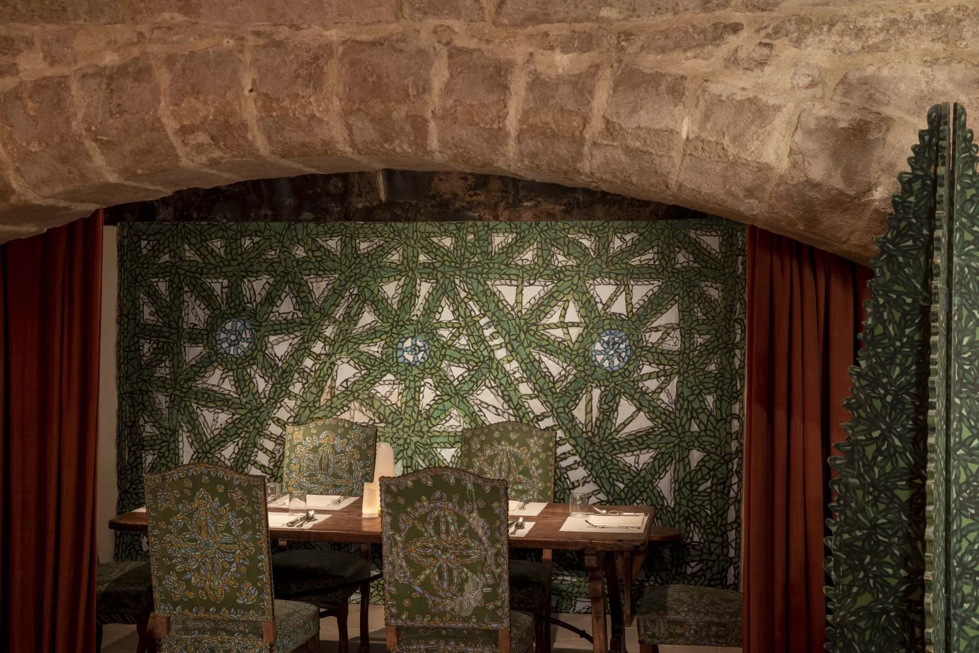 Luxury 5-star hotel - Avignon Provence - Tavern restaurant - Michelin Plate