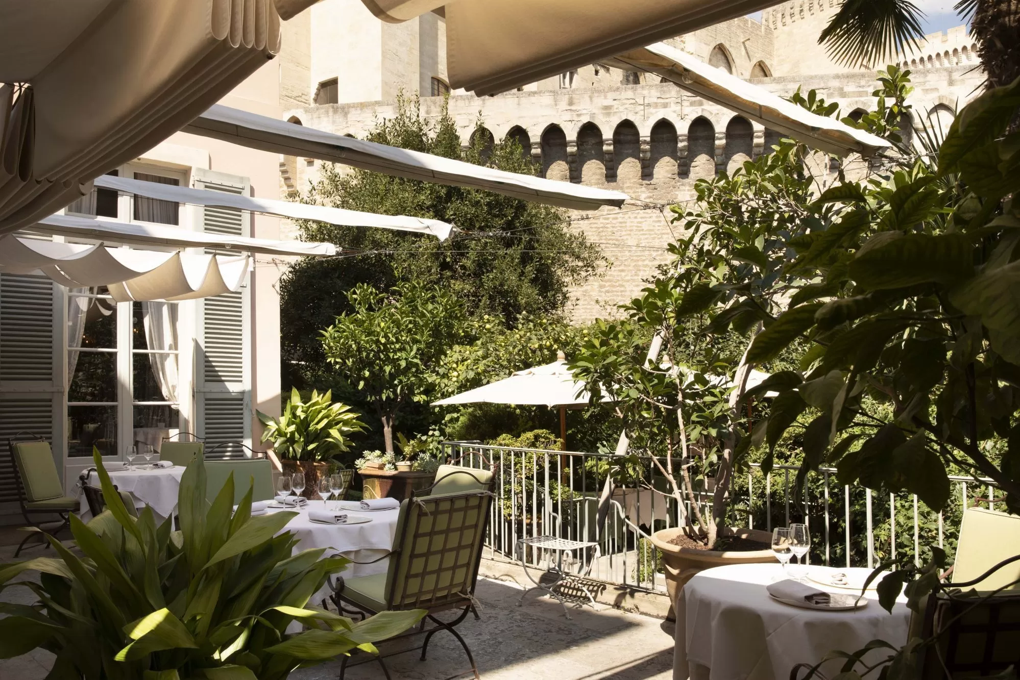 Hôtel luxe 5 étoiles Avignon Provence - Restaurant gastronomique étoilé Michelin